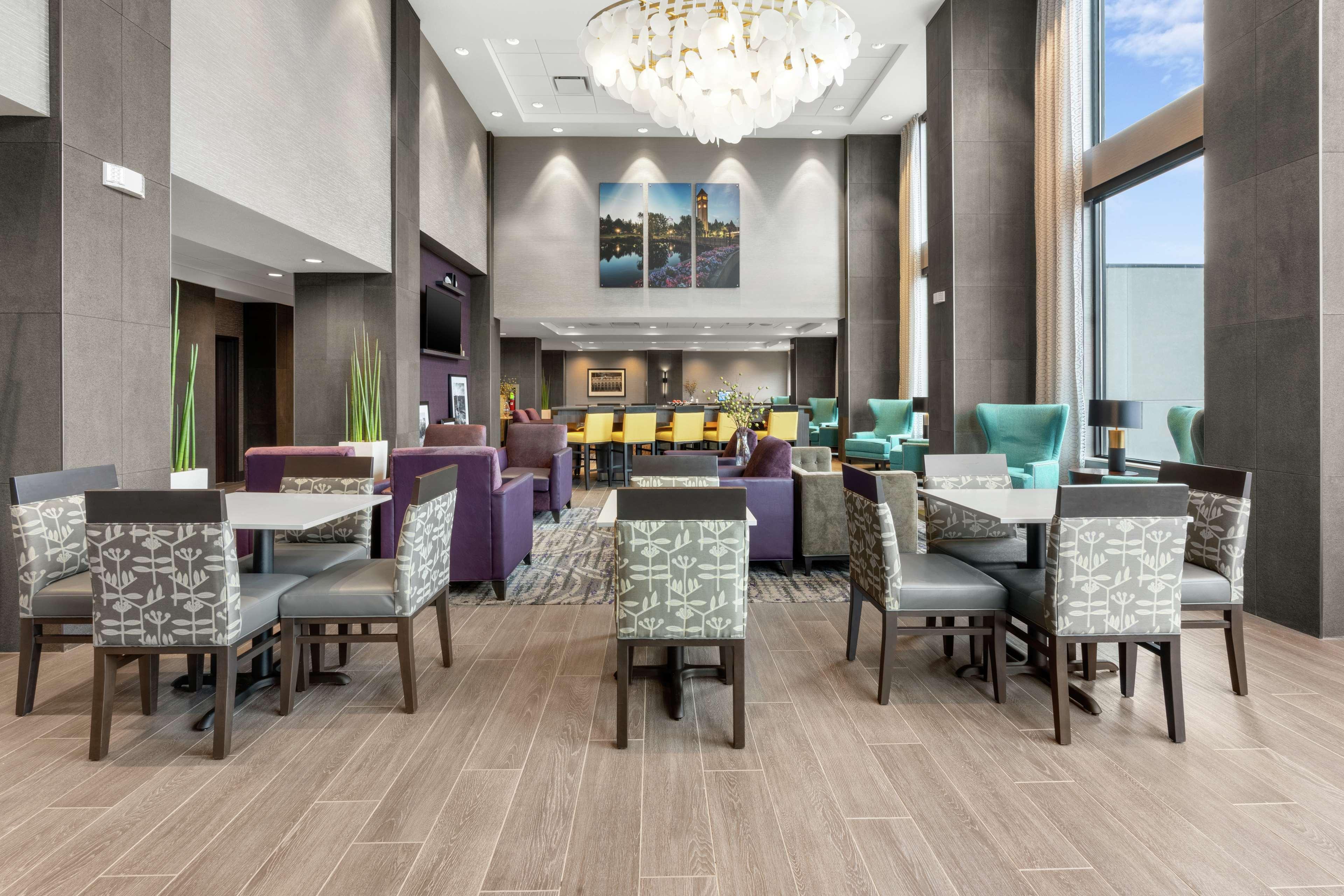 Hotel Hampton & Downtown-south