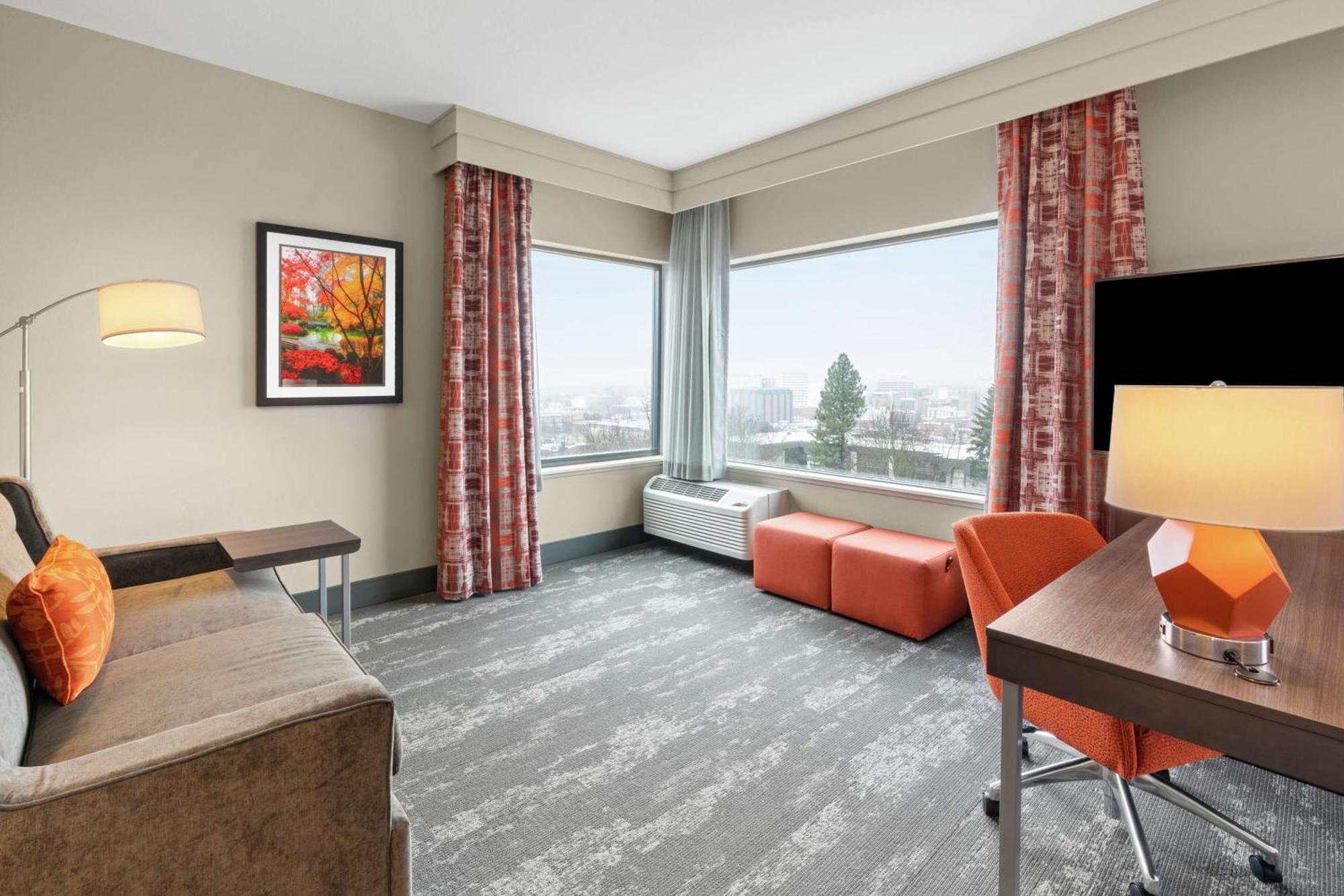 Hampton & Downtown-south Hotel
