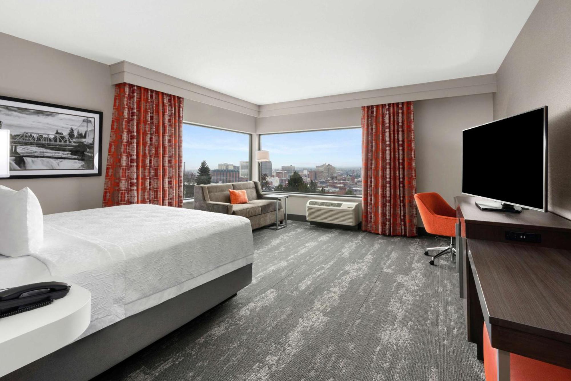 Hotel Hampton & Downtown-south 3*