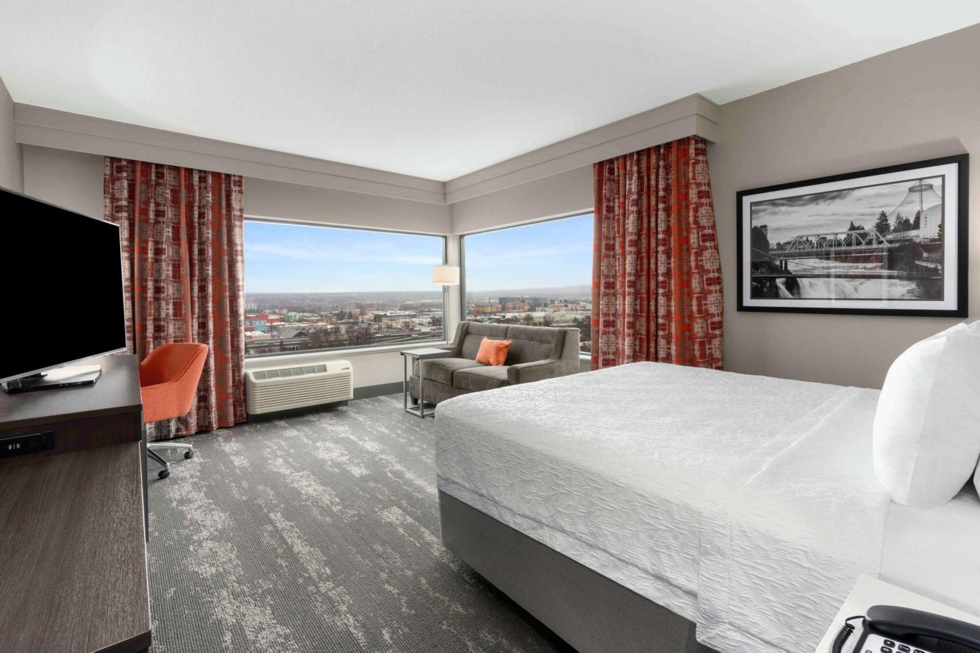 Hotel Hampton & Downtown-south Spokane